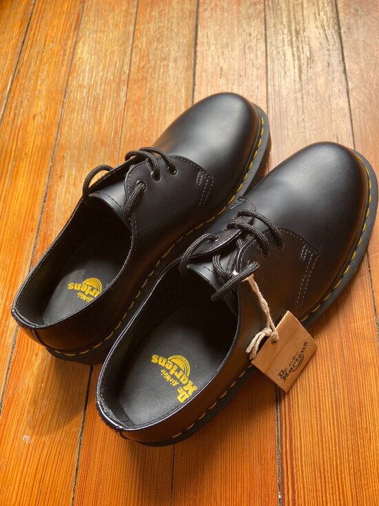 Dr. Martens Shoes - Dr. Martens Bex 1461 - NWT - Size 9 (US)